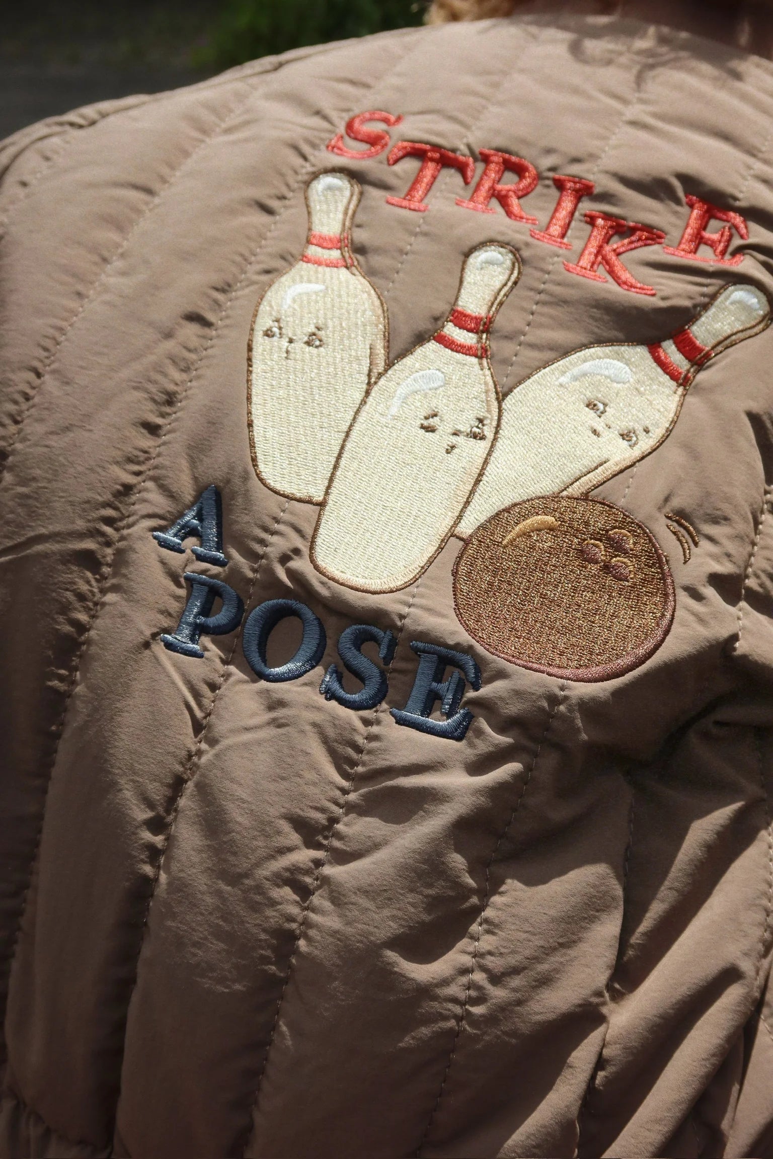 Bomberka Juno - Walnut