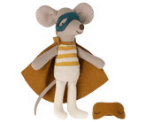 Myszka - Super hero mouse, Little brother in matchbox - L’enfant