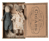 Myszka - Grandma and Grandpa mice in cigarbox - L’enfant