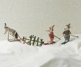 Myszka - Winter mouse with ski set, Big sister - Rose - L’enfant