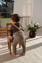Legginsy z bawełny organicznej z szelkami - Charcoaly Brown - L’enfant