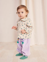 Spodnie Baby Pansy Flowers woven paperbag pants - L’enfant