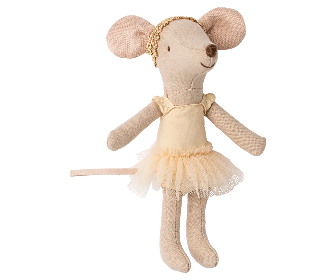 Myszka - Ballet dancer mouse, Big sister