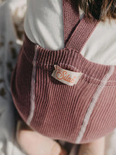Legginsy z bawełny organicznej z szelkami - Acai Smoothie - L’enfant