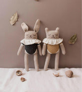 Przytulanka z alpaki - króliczek ochre bodysuit - L’enfant
